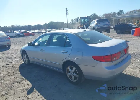 2005 Honda Accord 2.4 Ex z USA, uszkodzony, nr VIN 1HGCM56835A090324